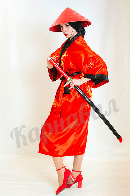 Китайское женское кимоно с драконом